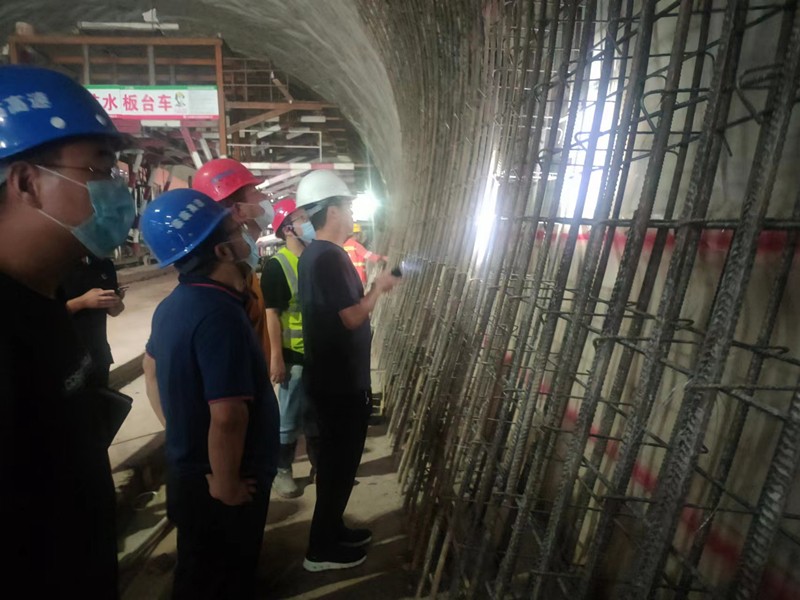 臨臨高速項目辦、總監(jiān)辦工程技術(shù)部對臨臨高速六標進行日常安全、質(zhì)量檢查