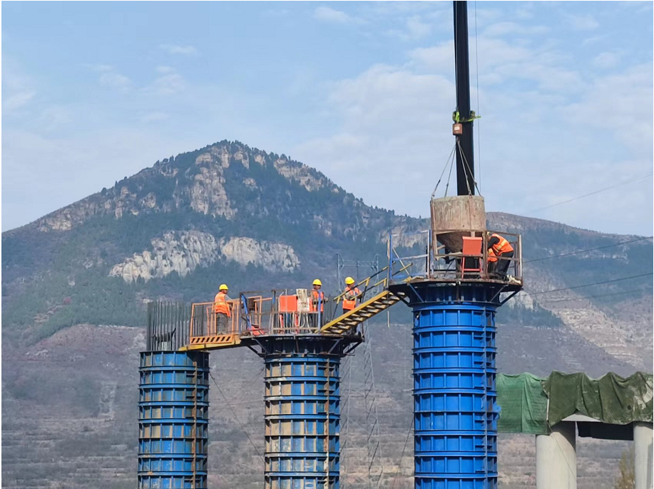 K102+627北安樂村大橋，9#左上墩柱澆筑砼_副本