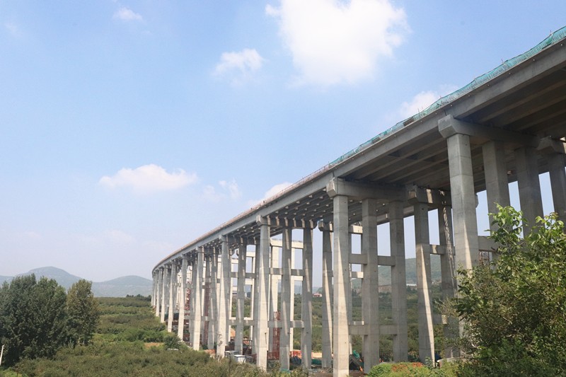 國慶我在崗——臨臨高速建設(shè)團隊擂響戰(zhàn)鼓，掀起建設(shè)新熱潮