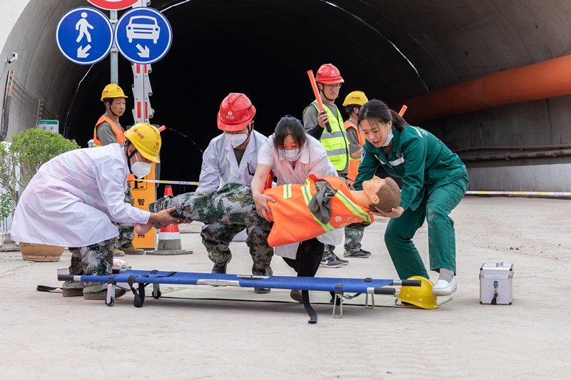 3、演練救援_副本