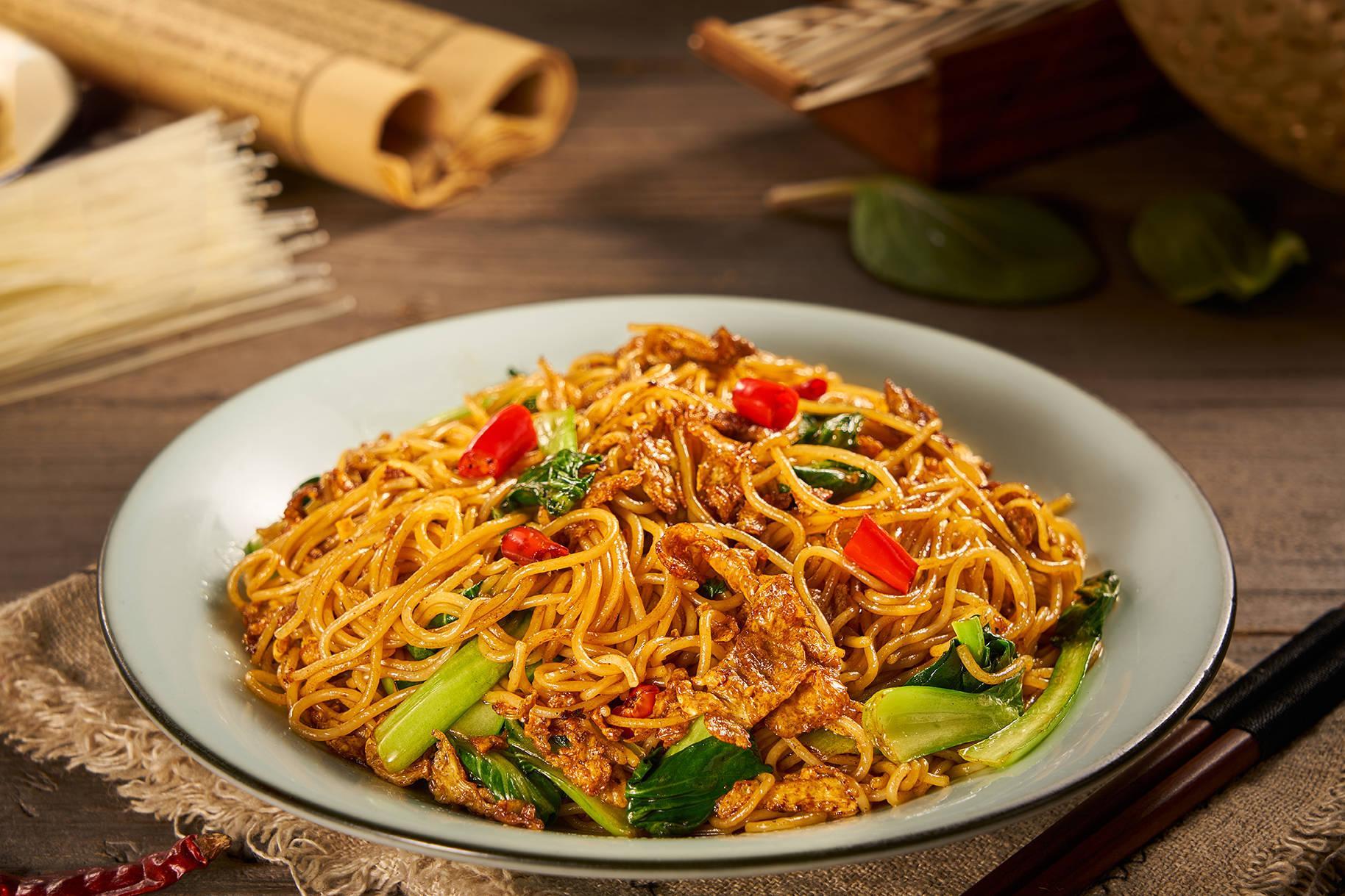 你在南方煲著湯，慰藉是抬頭的一束光