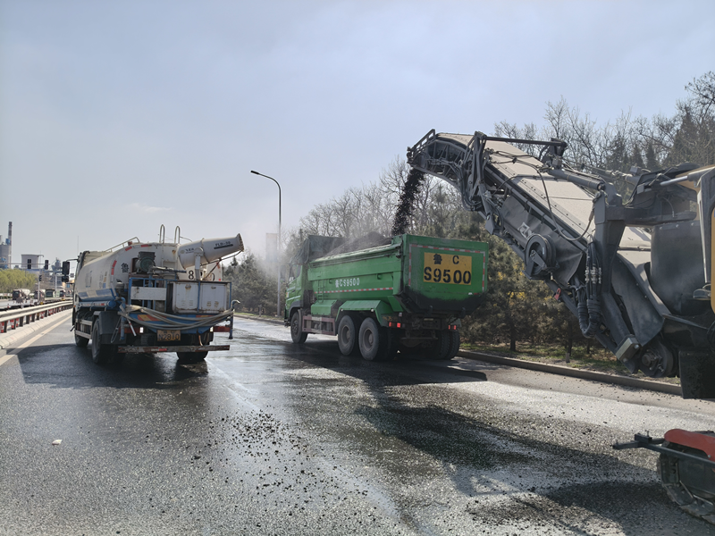 【一提三?！刻豳|(zhì)增效，S102項(xiàng)目解難題出實(shí)招見實(shí)效