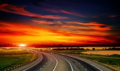 工作著，快樂著