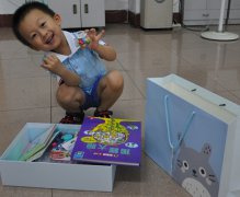 魯中公路給孩子們送上六一禮物