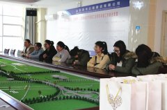 新寧二標項目部開展慶“三八”節(jié)座談會