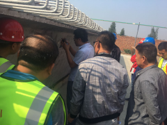 青蘭項目部組織箱梁預(yù)制專家進行檢查指導(dǎo)