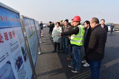 江蘇改擴建工程觀摩團來我標(biāo)段觀摩改擴建施工