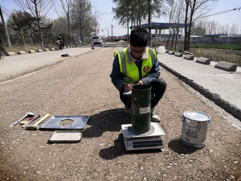 活在當(dāng)下，不負(fù)韶華