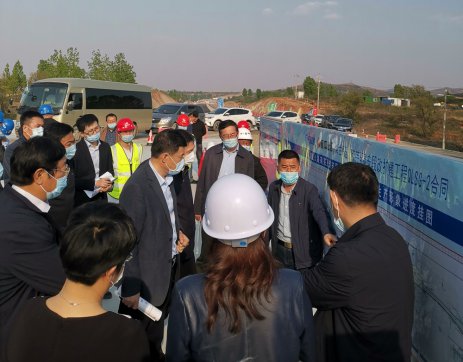 省交通廳領導到青蘭項目部調(diào)研征遷工作