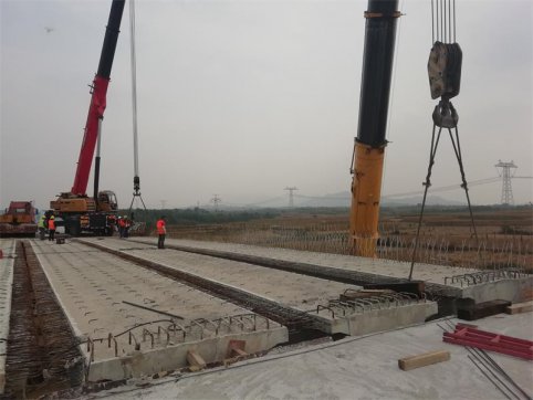 新寧項目預制箱梁全部吊裝完成