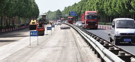 【抓作風(fēng) 創(chuàng)效益】護(hù)好建好亮好我們的路 ——G205我們這樣開局起步