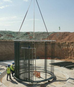 【抓作風(fēng) 創(chuàng)效益】第四工程公司寧夏風(fēng)電項(xiàng)目第一臺風(fēng)機(jī)基礎(chǔ)澆筑完成